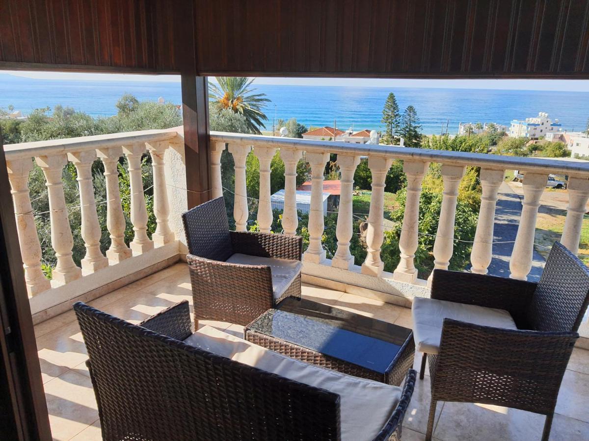 Joanna Sunset Apts Pomos Exterior foto