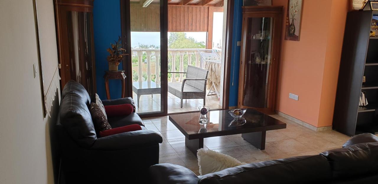 Joanna Sunset Apts Pomos Exterior foto